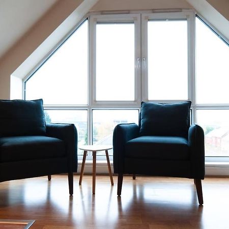 *New* 2-Bed Modern Apartment Burton-upon-Trent Exteriör bild