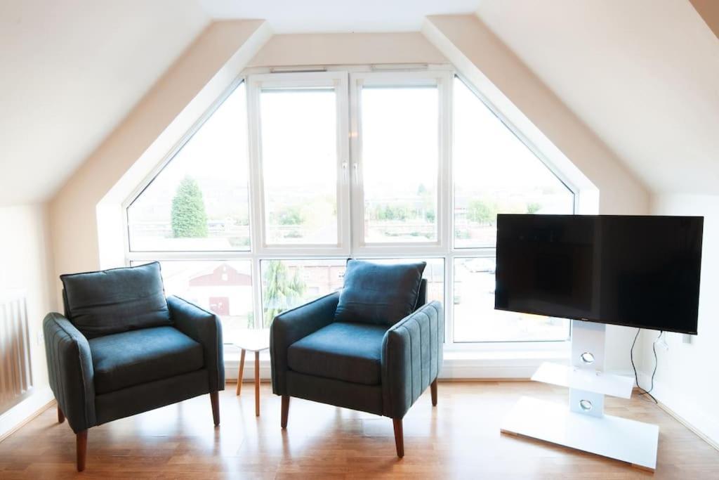 *New* 2-Bed Modern Apartment Burton-upon-Trent Exteriör bild